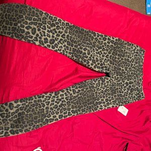 Evereve Good american Leopard print jeans